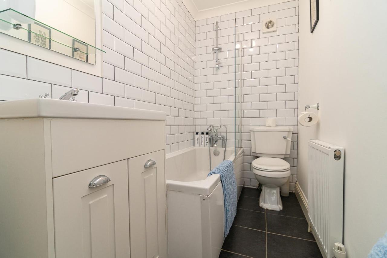 Light And Airy 1 Bedroom Flat 700M From The Beach Bournemouth Exterior foto